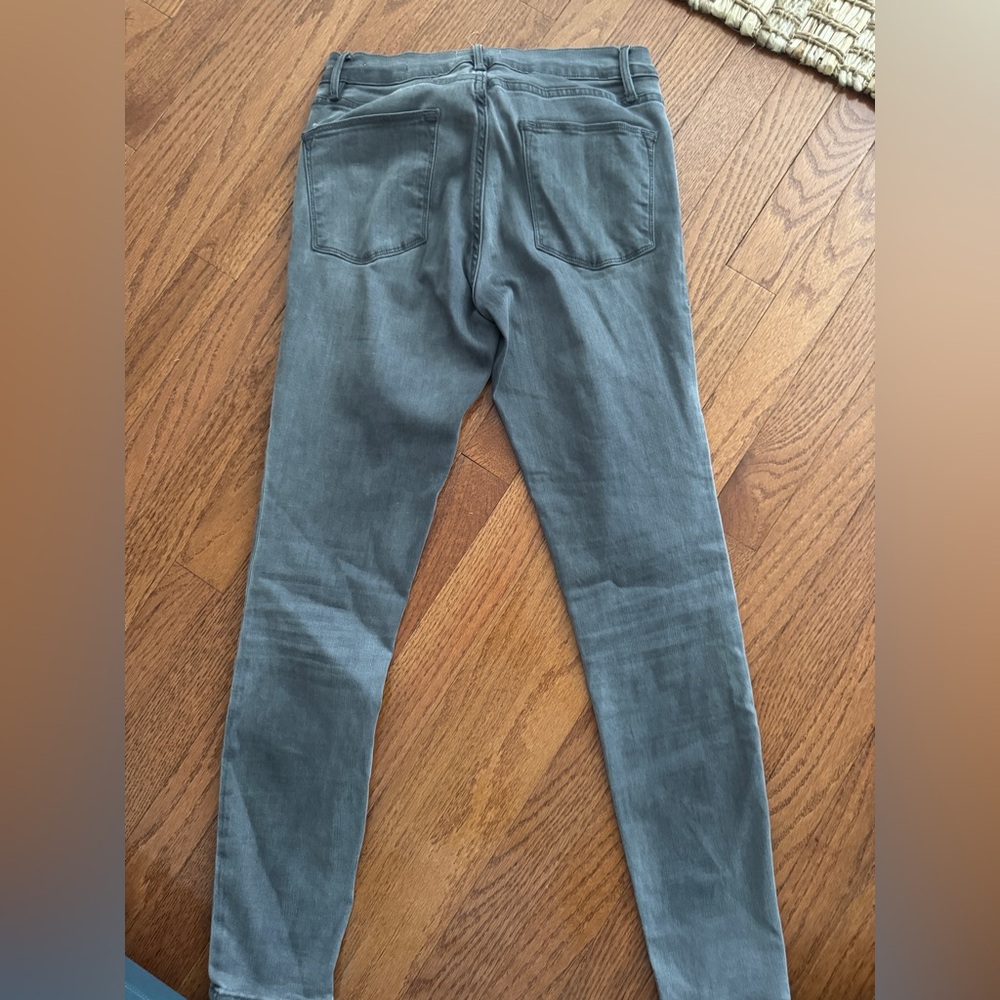 Frame Denim Women’s Charcoal Skinny Jeans